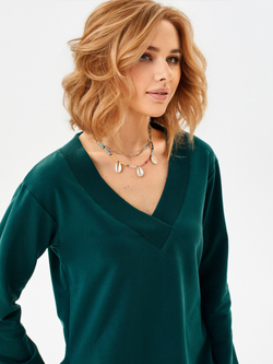 Джемпер с V-вырезом и удлиненной спинкой