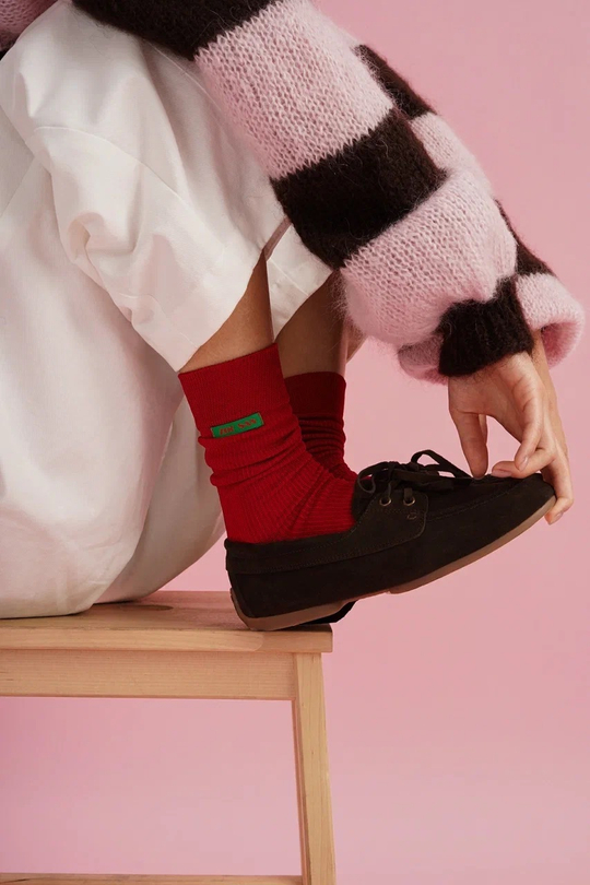 Хлопковые носки красного цвета