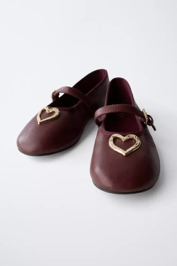 ZARA БАЛЕТКИ С СЕРДЕЧКОМ, ГРАНАТОВЫЙ