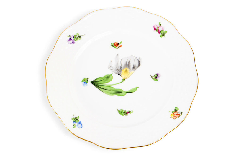 Тарелка с изображением белого тюльпана