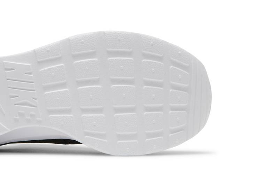 Кроссовки Nike Tanjun (Женская размерная сетка)