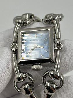 Часы Gucci Signoria