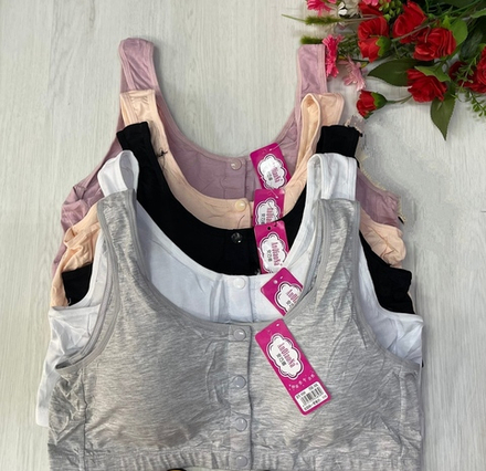 [m]Bra на клепках 618