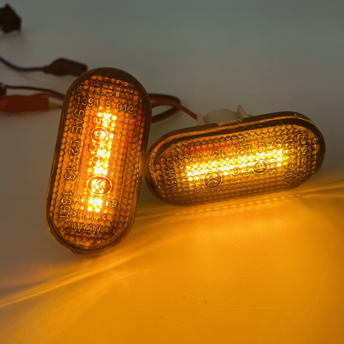 Повторители поворота на крыло диодные для Лада Ларгус комплект 2шт