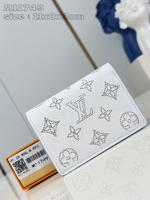 Louis Vuitton Clea Wallet