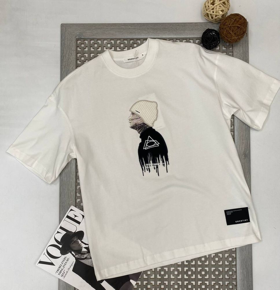 Футболка Qwentiny