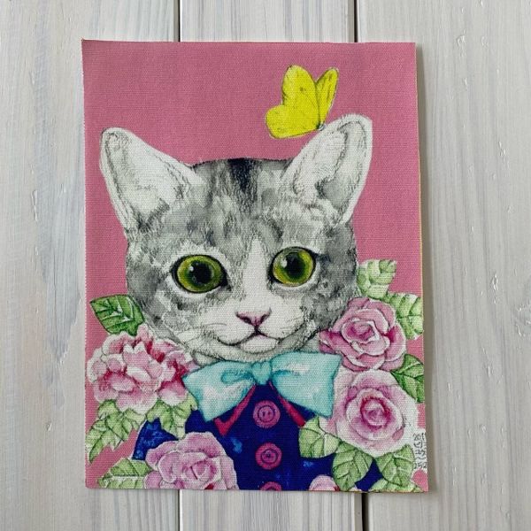 КОТИК С ЛИМОННОЙ БАБОЧКОЙ НА УХЕ  панно, холст 20 / 15 см 1