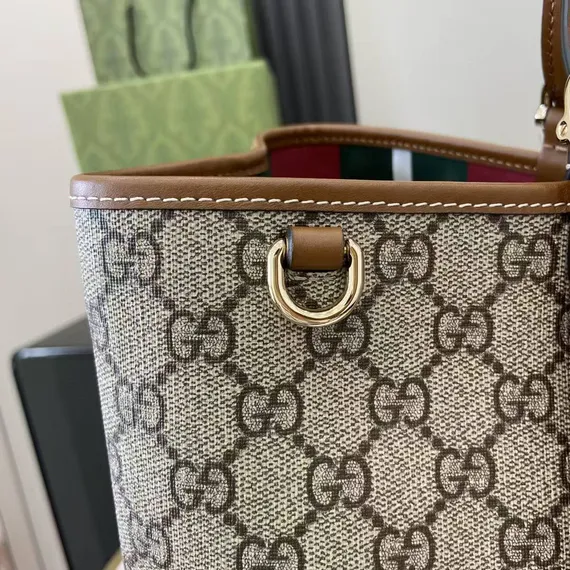 Сумка-тоут Gucci GG Emblem