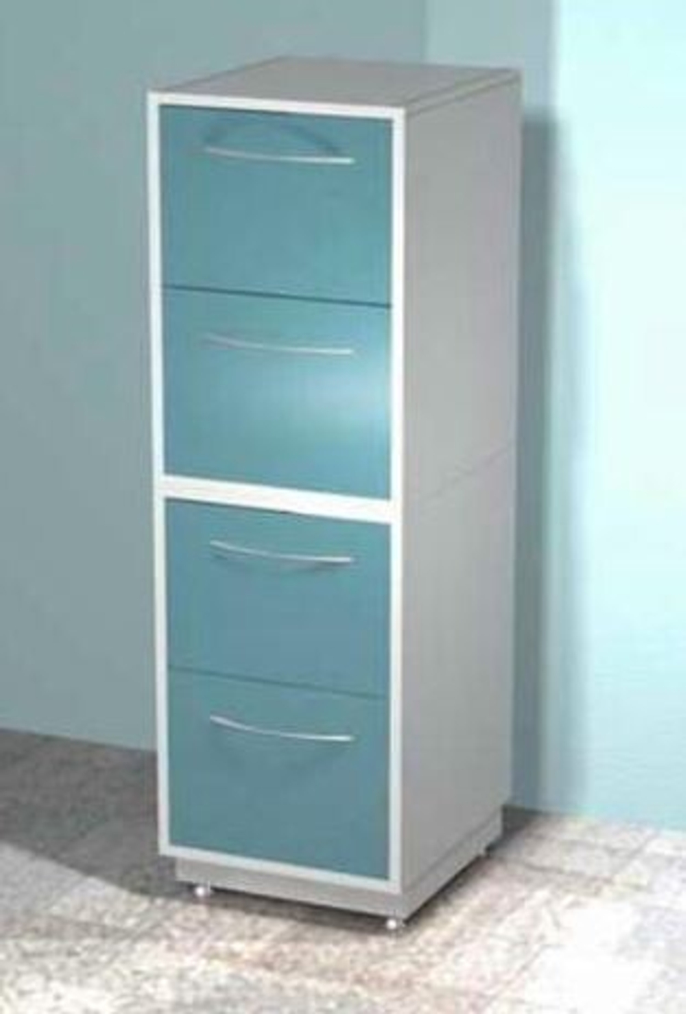Медицинский металлический шкаф DM-75