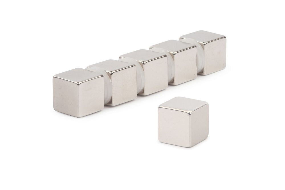 Неодимовый магнит прямоугольный 15х15х15 мм