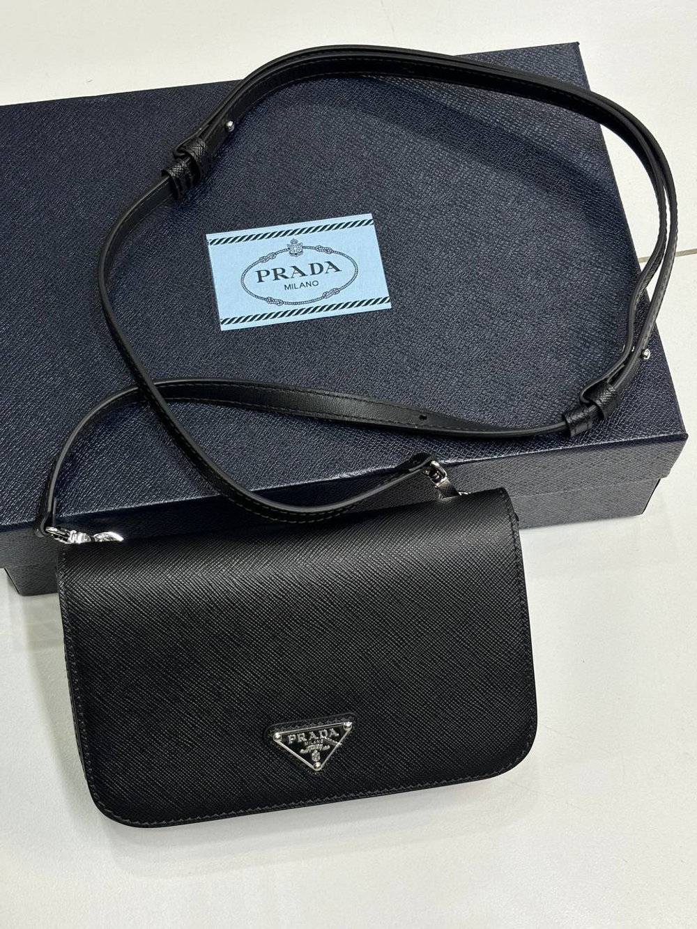 Сумка-мессенджер Prada