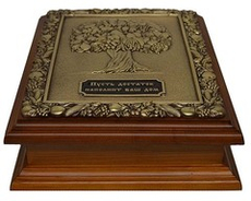 Деревянная ключница "Дерево изобилия" малая