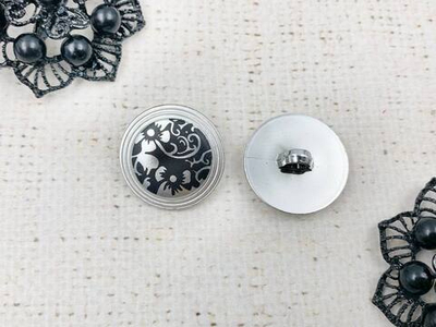 Пуговицы костюмные, d 2,5 см