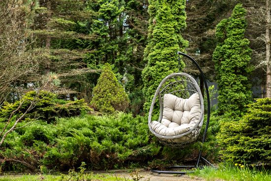 "Венеция" подвесное кресло-кокон из искусственного ротанга, цвет серый с бежевой подушкой
