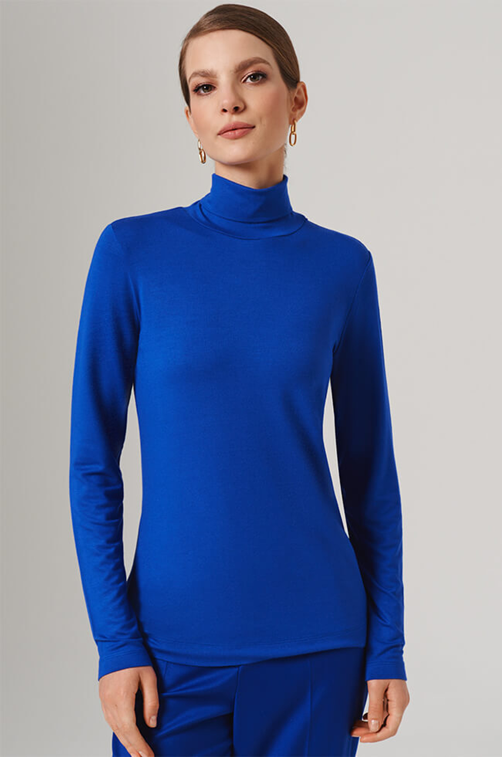 23162 Водолазка женская (ультрамарин)