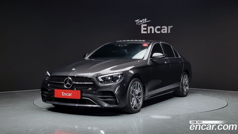 Mercedes-Benz E-Class W213 E220d 4MATIC AMG Line (12.2022)