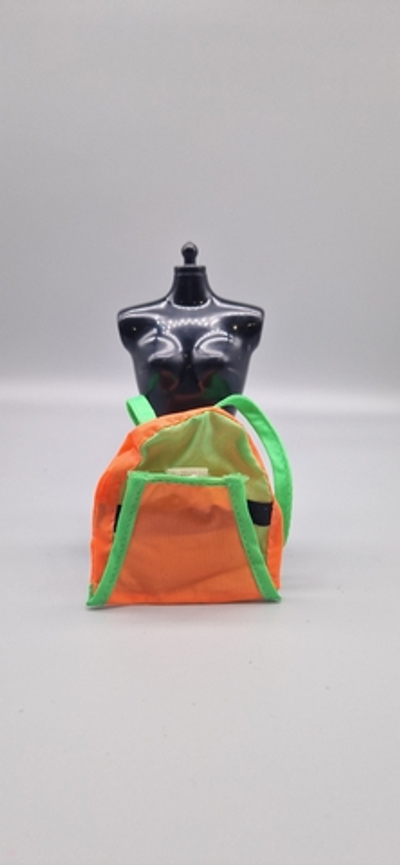 Аксессуар для куклы Барби винтаж - рюкзак 0291