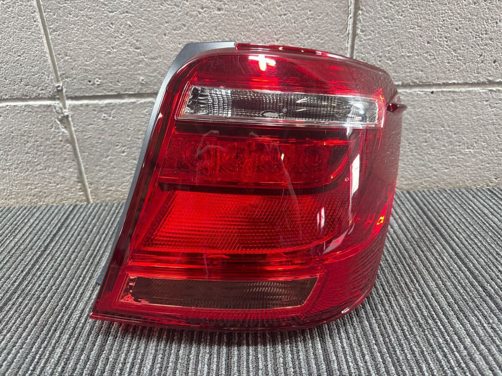 стоп правый Toyota Corolla Axio NZE161 165 12-598
