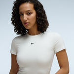 Женская футболка Nike One Short-Sleeve Top