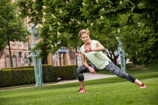 Пульсометр Sigma iD.Life 24620 красные, 11 функций