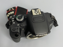 Canon EOS 650D EF-S 18-55mm 50.000 кадров
