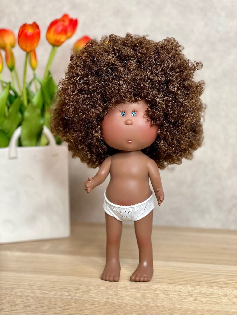 Кукла Nines виниловая 30см MIA без одежды (3000W11A1)