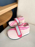 Новые кроссовки Fendi, 23