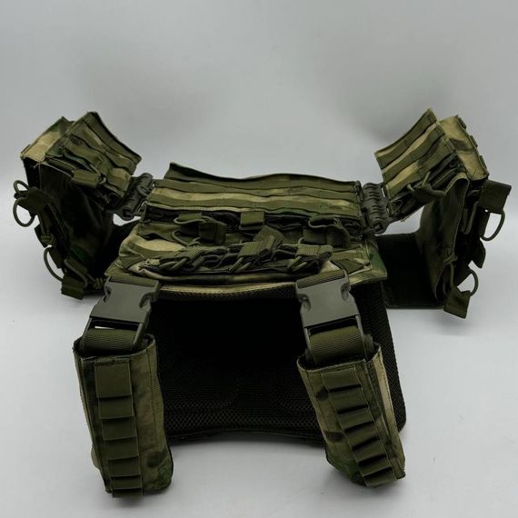 Жилет (плитник быстросъемный YAKEDA разгрузка) с подсумками на спине, мох