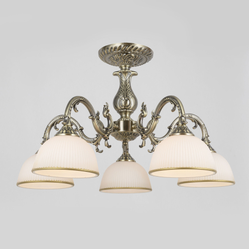 Классическая люстра со стеклянными плафонами 60106/5 античная бронза