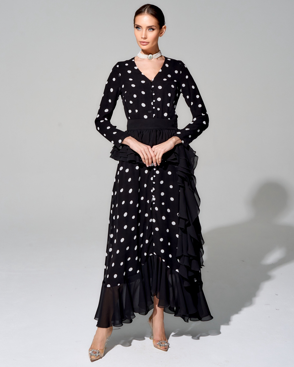 Платье длины миди из премиального шифона