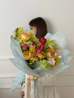 Дофаминовый весенний букет