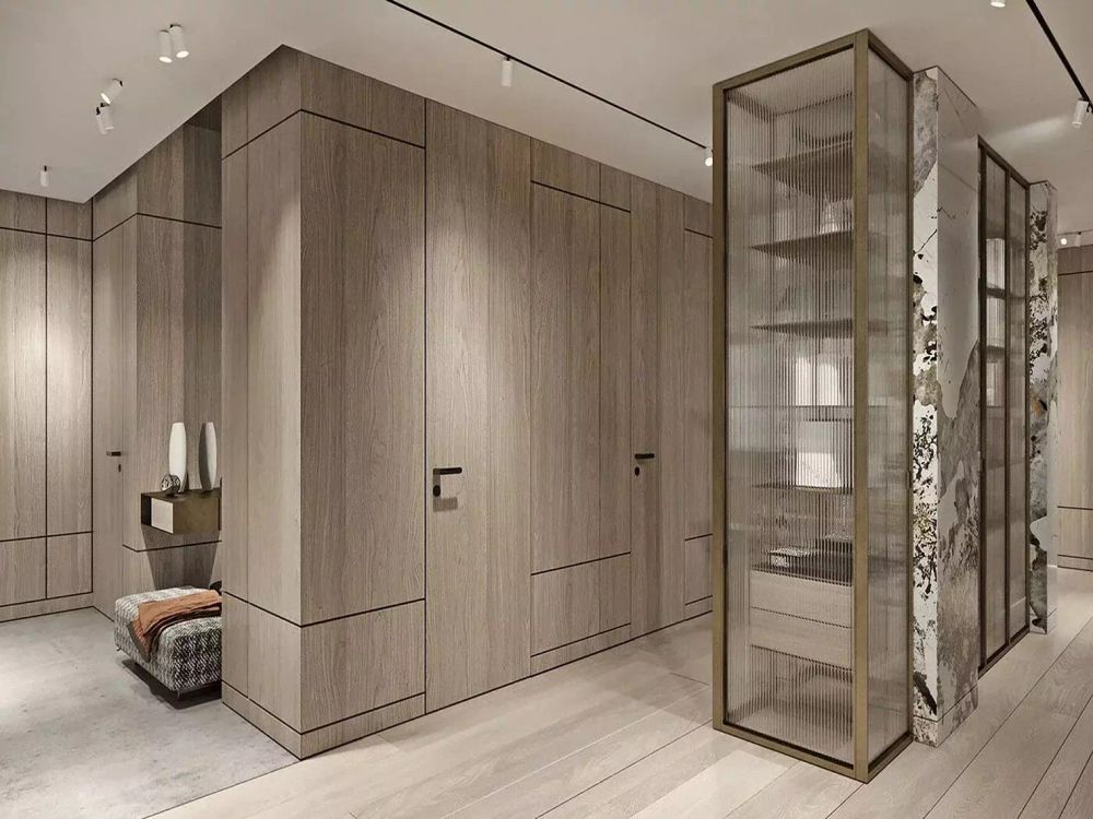 Скрытый плинтус усиленный Strong черный матовый, 3000x13,1x80 мм