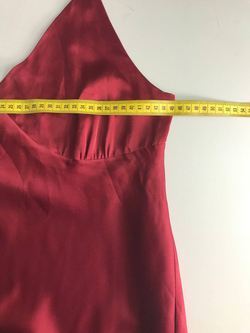 Платье в бельевом стиле, визуально на 44 размер