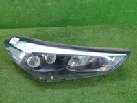 Битая Фара правая Hyundai Tucson 3 (2015-2018) LED