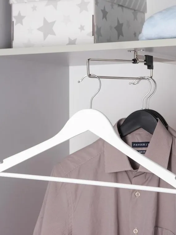 Вешалка для одежды с перекладиной SAVANNA, размер 46-48, дерево, покрытие Soft-touch, цвет белый