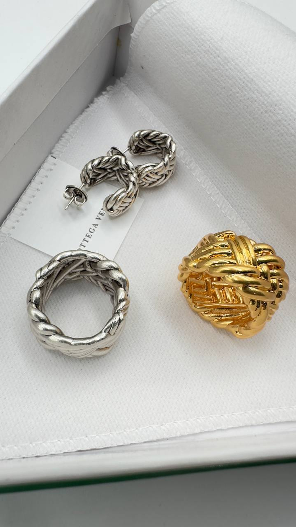 Серьги Bottega Veneta