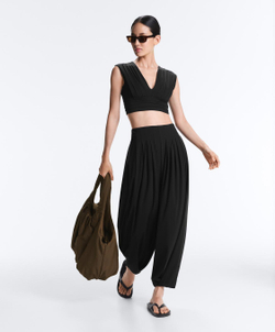 Oysho Длинные брюки-блумеры Light Touch, черный