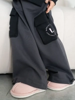 Спортивный костюм для девочки в школу