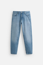 Джинсы tapered slim fit