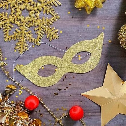 Маски и очки на новый год