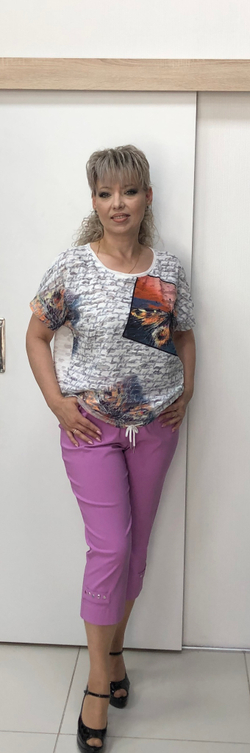 Легкие капри розового цвета