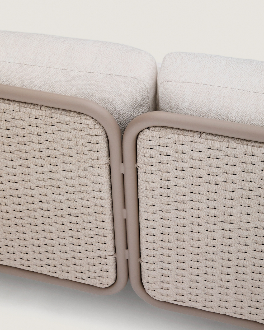 Уличный 3-местный диван Sedalis из алюминия и веревки серого цвета 210 см