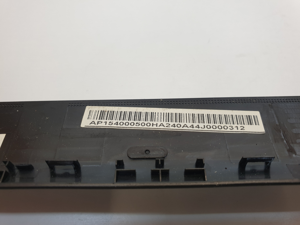 Рамка матрицы Acer E5-551G, AP154000500