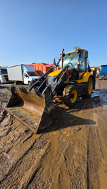 Cukurova 884 Экскаватор-погрузчик 884 (Дизельный, 4,4 л., 101 л.с.)