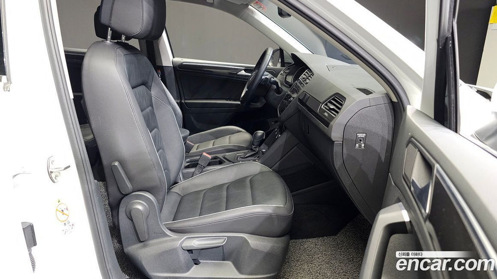 Volkswagen Tiguan 2 Generation 2.0 TDI Premium (11.2020)