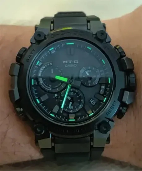 Наручные часы Casio MTG-B3000B-1A