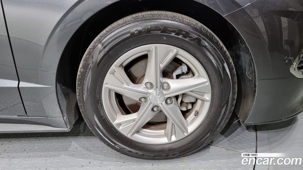 Hyundai Sonata (DN8) 2.0 (03.2020)