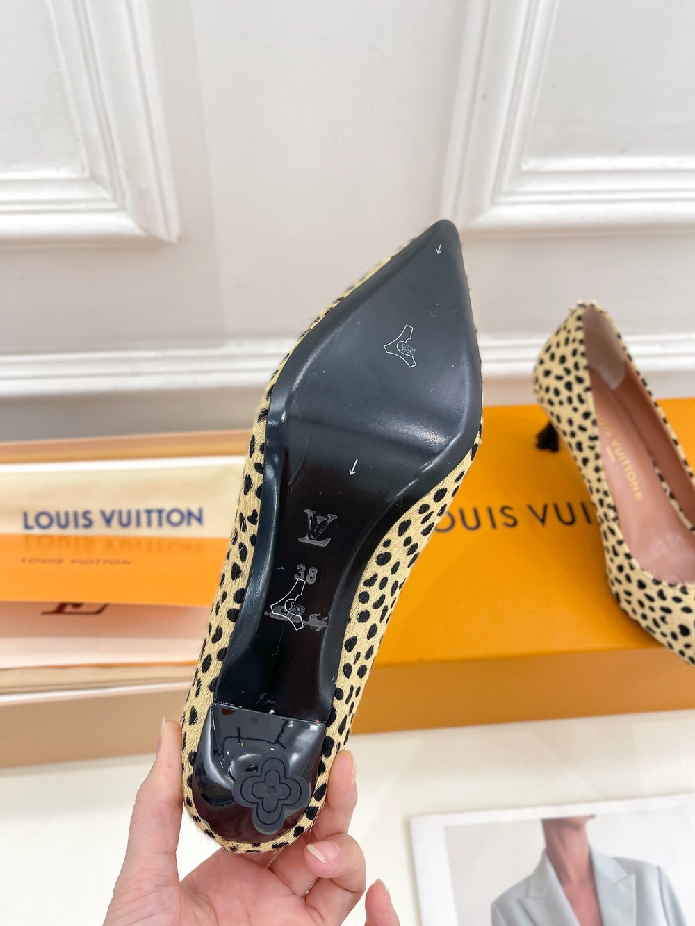 Louis Vuitton Blossom Pump
