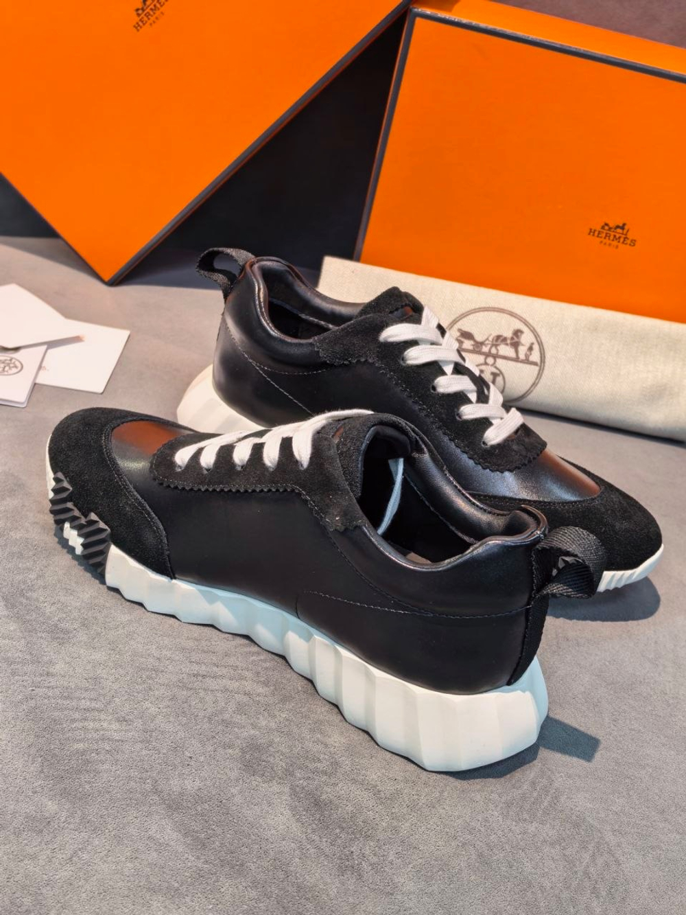 Кроссовки Hermes