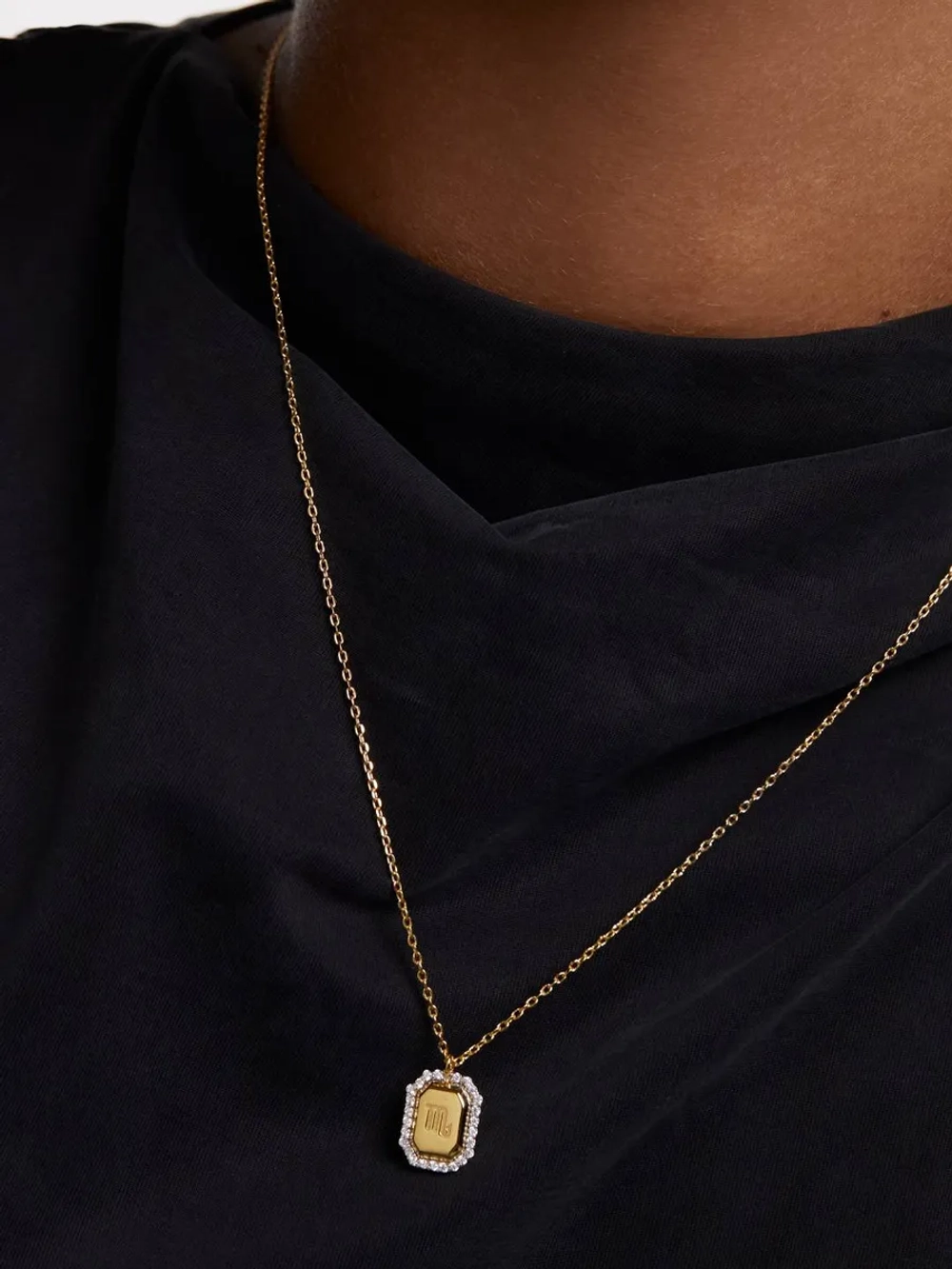 Колье Знак Зодиака Скорпион серебро 925 пробы покрытое золотом